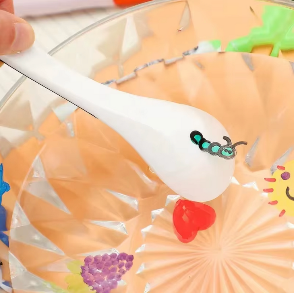 Stylo Magique Flottant à l'Eau (12 Couleurs) - Kit de Dessin Ludique & Éducatif pour Enfants - Jouet Créatif pour Apprendre en S'amusant
